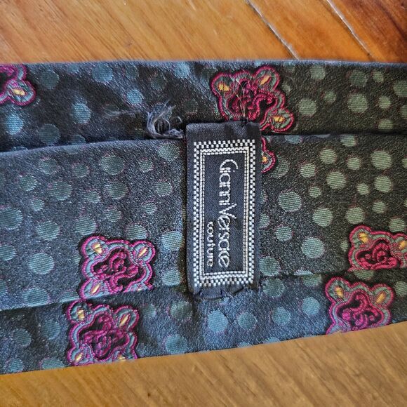 GIANNI VERSACE COUTURE silk neck tie iconic classic print, Vintage 90s Business - Picture 2 of 6